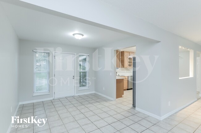 Building Photo - 2391 Stonebridge Dr