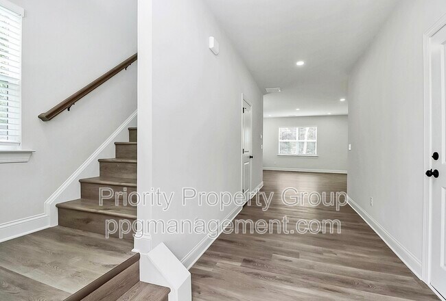 Foto del edificio - 6618 Riverview Dr
