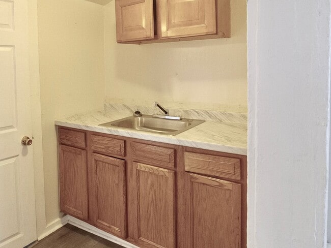 Building Photo - Cozy 2 Bedroom Twin FOR RENT in Bridgeton ...