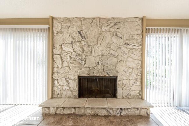Building Photo - 4685 Longbow Dr, Titusville, FL 32796