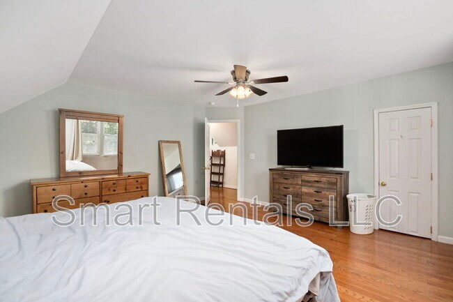 Foto del edificio - 7221 South St