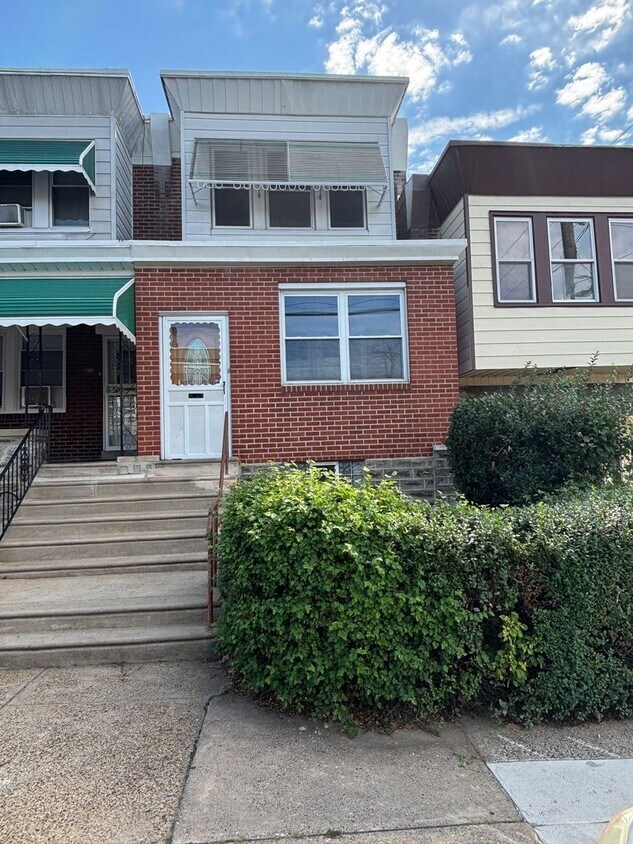 Foto principal - Wonderful three bedroom home for rent in O...