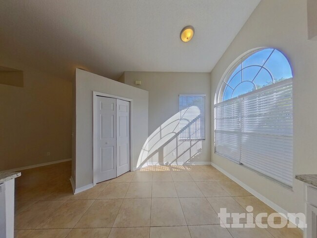 Foto del edificio - 248 Wescliff Dr