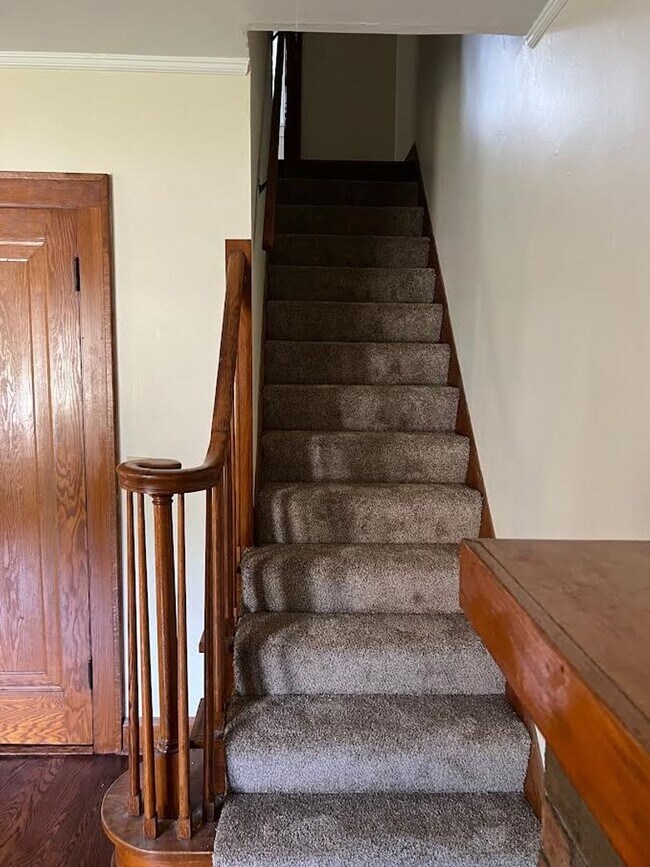 Foto del edificio - 453 E Kline St