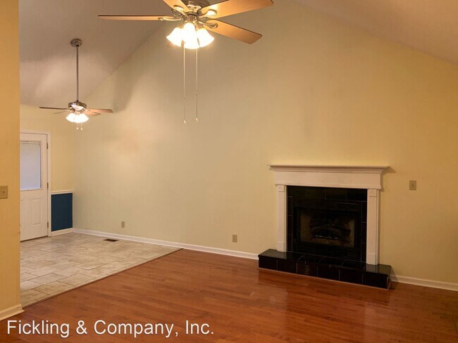 Building Photo - 3 br, 2 bath House - 1181 Sandy Beach Drive
