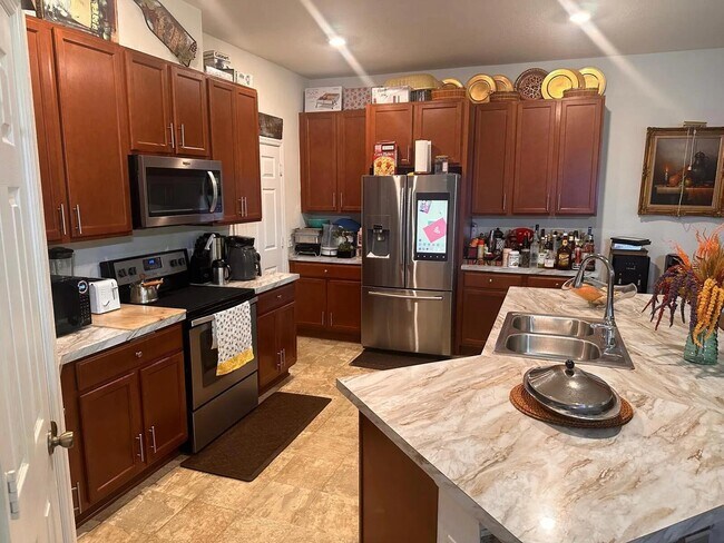 Foto del edificio - 5775 NW Pine Trail Cir