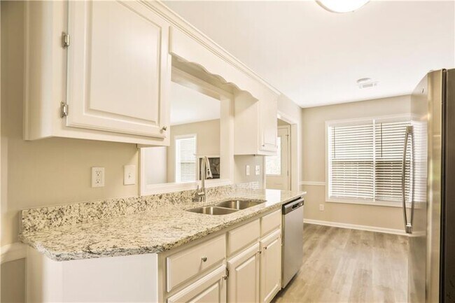 Foto del edificio - 1562 Wynfield Ct
