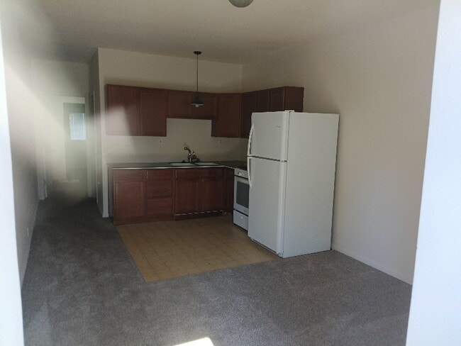 Building Photo - 1122 Bird St