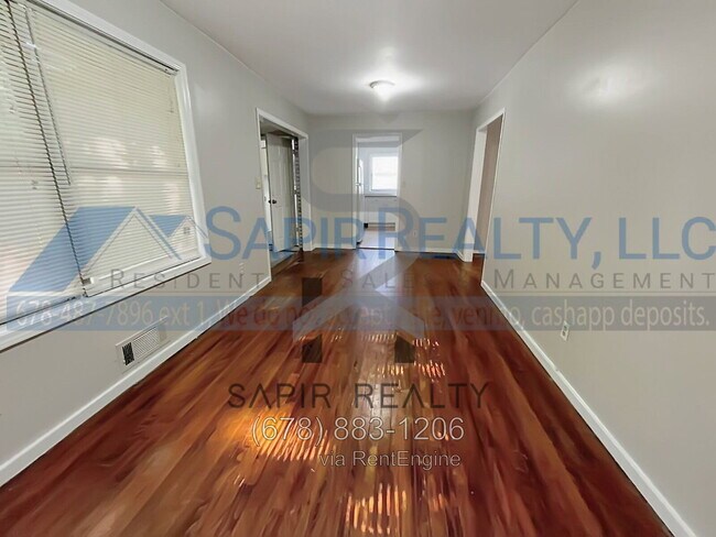 Building Photo - 2030 Austin Dr