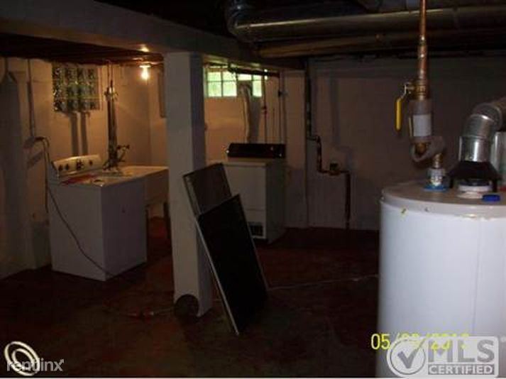 Foto principal - 14926 Coram St