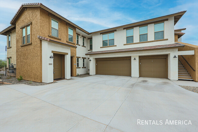 Building Photo - 5100 E Rancho Paloma Dr