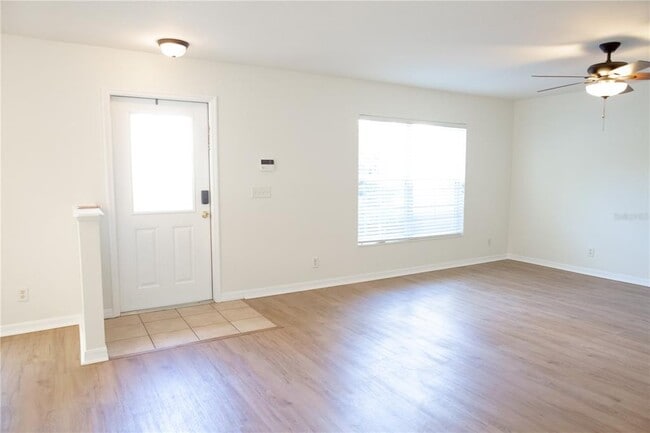 Building Photo - 9426 Charlesberg Dr