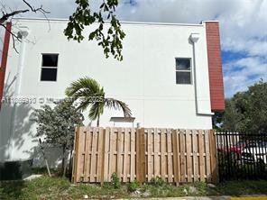 Photo - 323 Foster Rd House