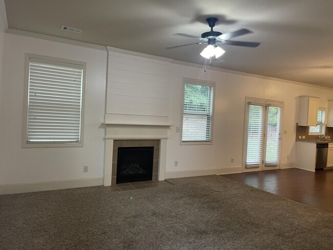 Foto del edificio - 765 Westmoreland Ln NE