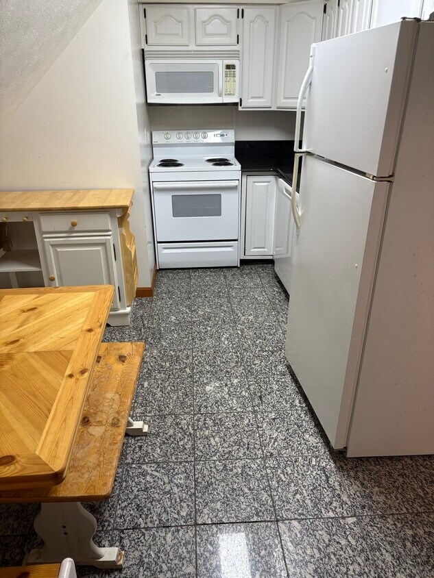 14016 Harrisville Rd Unit Garage Apartment, Mount Airy, MD 21771