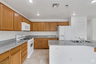 Building Photo - 9861 Ashton Pines Ct