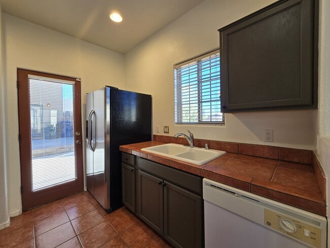 Building Photo - 4138 Big Sky Rd