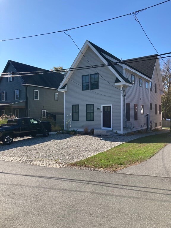 9 S Pond St, Newbury, MA 01951 Townhome Rentals in Newbury MA