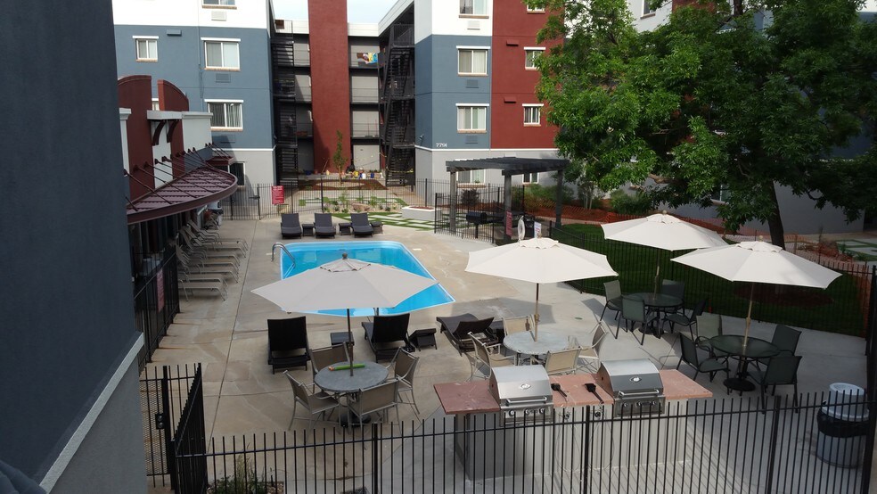 52nd Marketplace Apartments Rentals Arvada, CO