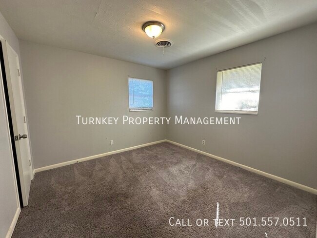 Foto del edificio - 3300 Lilac St