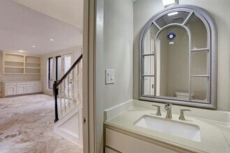 Building Photo - 15747 Tanya Cir