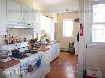 Building Photo - 15 Kenwood St
