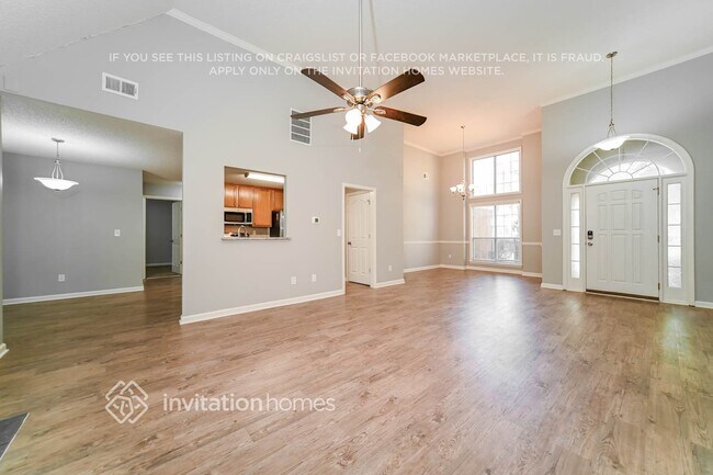Foto del edificio - 304 Freeman Forest Dr