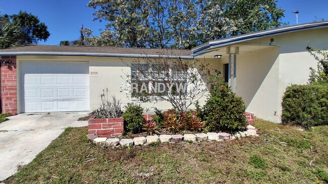 Building Photo - 3535 Devonshire Dr