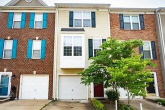 Building Photo - 8538 Towne Manor Ct