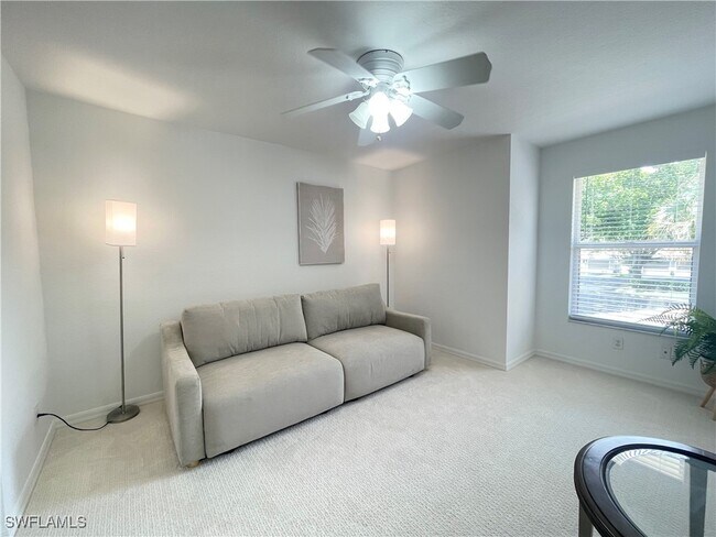 Foto del edificio - 341 Emerald Bay Cir