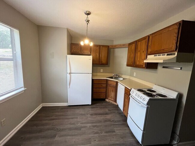 Foto del edificio - 8857 Millard Lee Ln