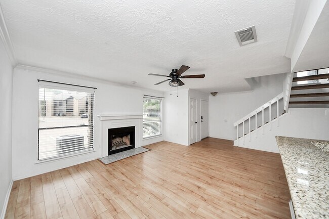 Foto del edificio - 12755 Mill Ridge Dr