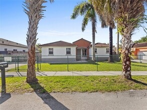 Building Photo - 21405 Ingraham Ave Rd