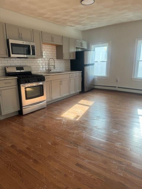 Primary Photo - 416 Admiral St