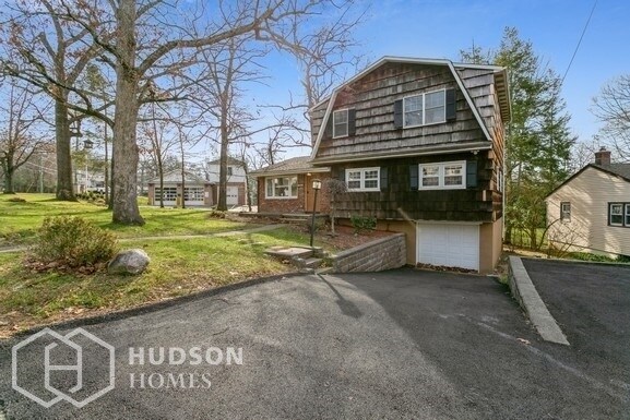 Foto principal - 132 Hiawatha Blvd
