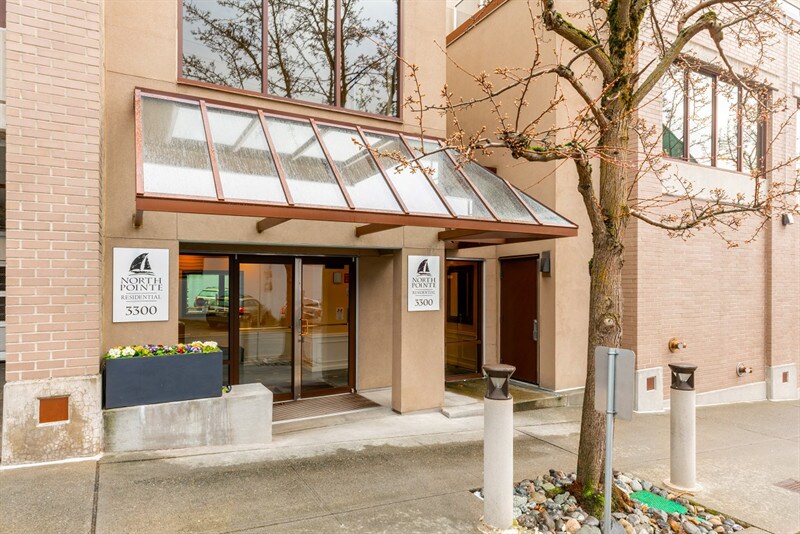 Foto principal - 3300 Meridian Ave N