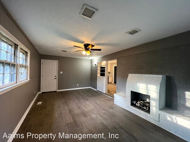 Building Photo - 3 br, 2 bath House - 2303 Vestal Ave