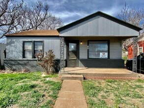 Building Photo - 106 N Vernon Ave