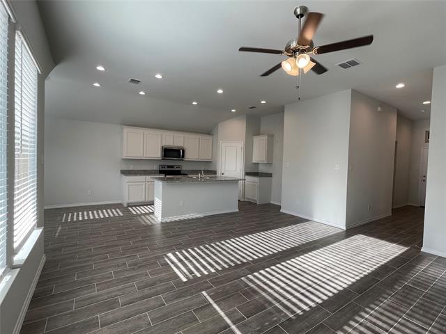 Building Photo - 5748 Brookville Dr
