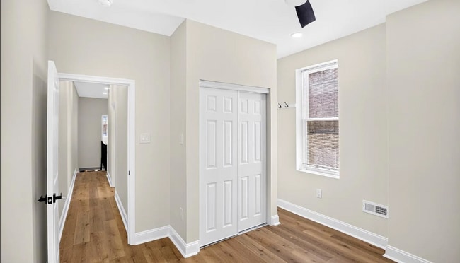 Foto del edificio - 5229 W Jefferson St