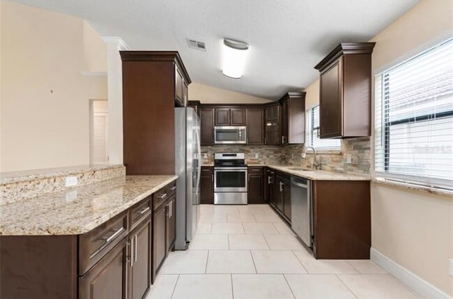 Building Photo - 615 Anhinga Rd