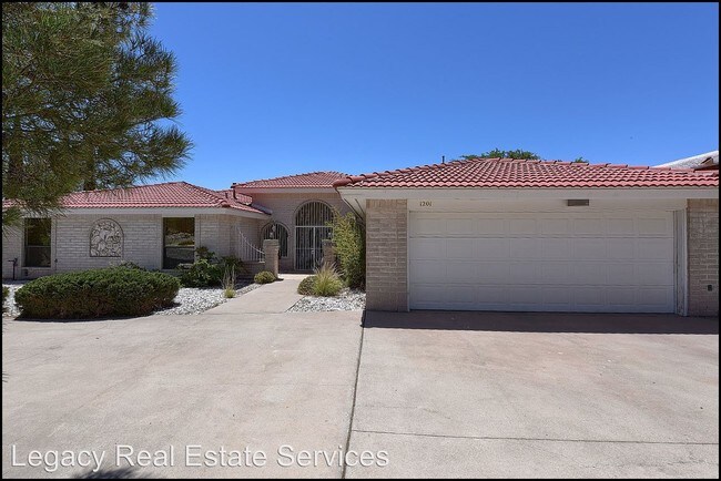 Building Photo - 1201 Cerrito Bonito Ln