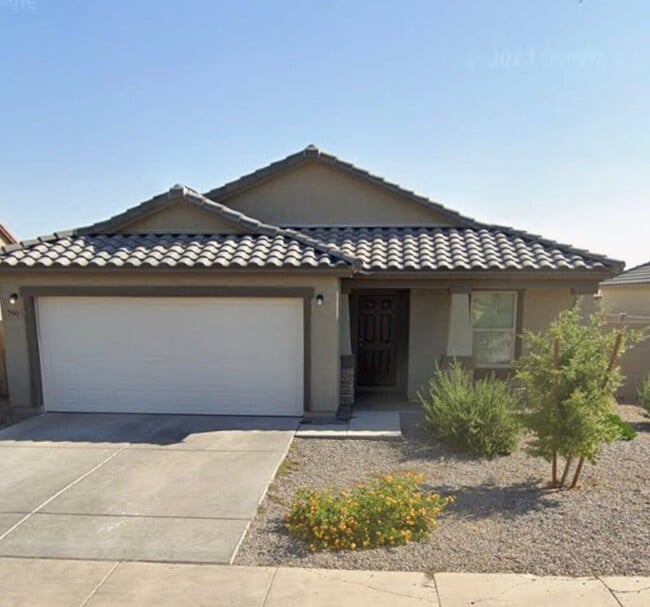 Building Photo - 790 S Silvercreek Ln