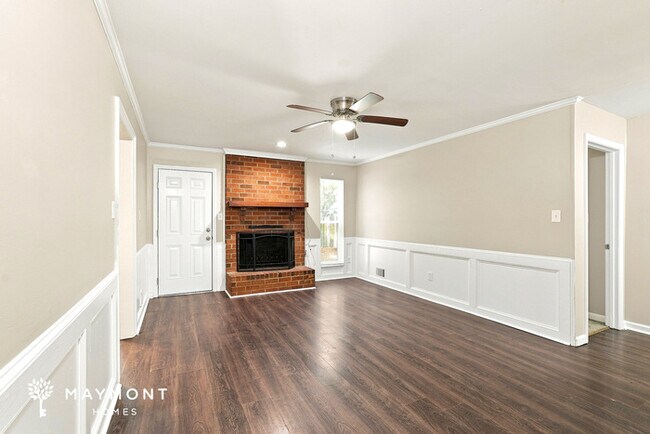 Foto del edificio - 357 Forest Ct