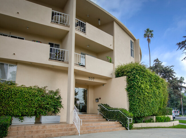 Foto del edificio - Santa Monica La Ronda