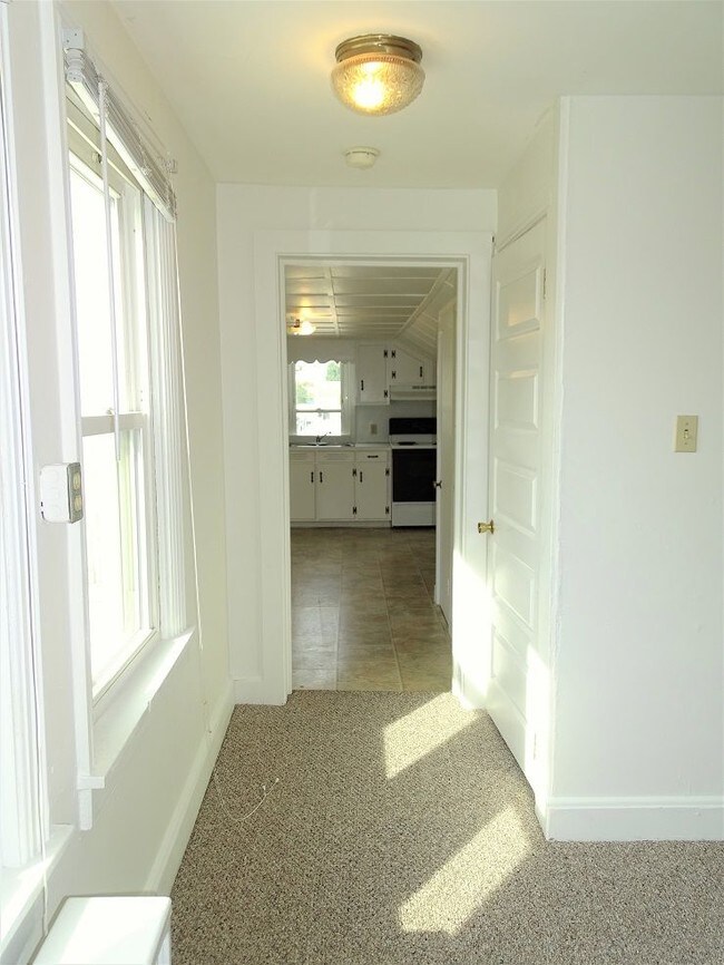 Building Photo - 2716 Willow Street Pike