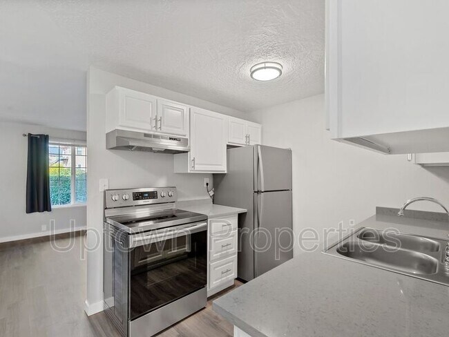 Foto del edificio - 6834 N Richmond Ave
