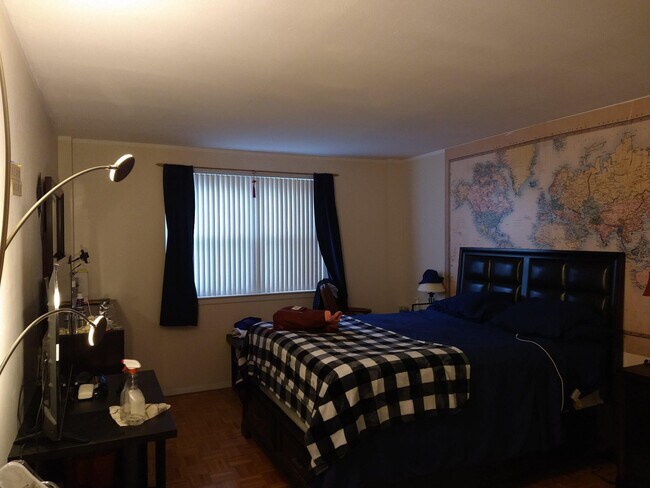 Foto del edificio - 893 Farmington Ave