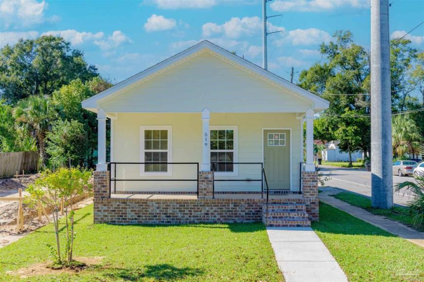 Foto principal - 2 bedroom in PENSACOLA FL 32501