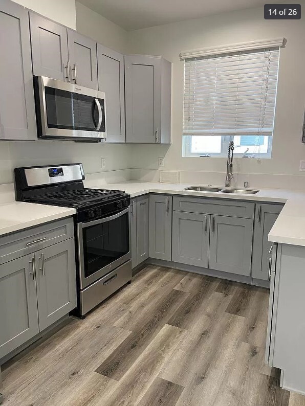 Foto del edificio - 2411 1/2 Ridgeley Dr